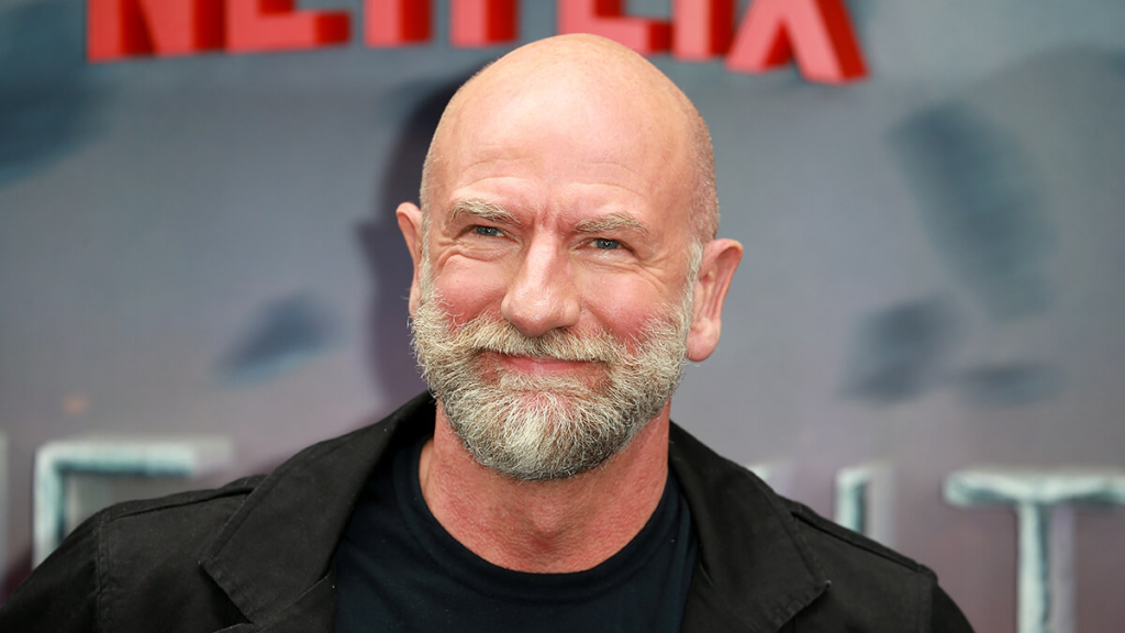 Graham McTavish, 'The Witcher'ın 4. Sezonu ve Liam Hemsworth'un Henry Cavill'in Yerine Geçmesi Hakkında Konuştu